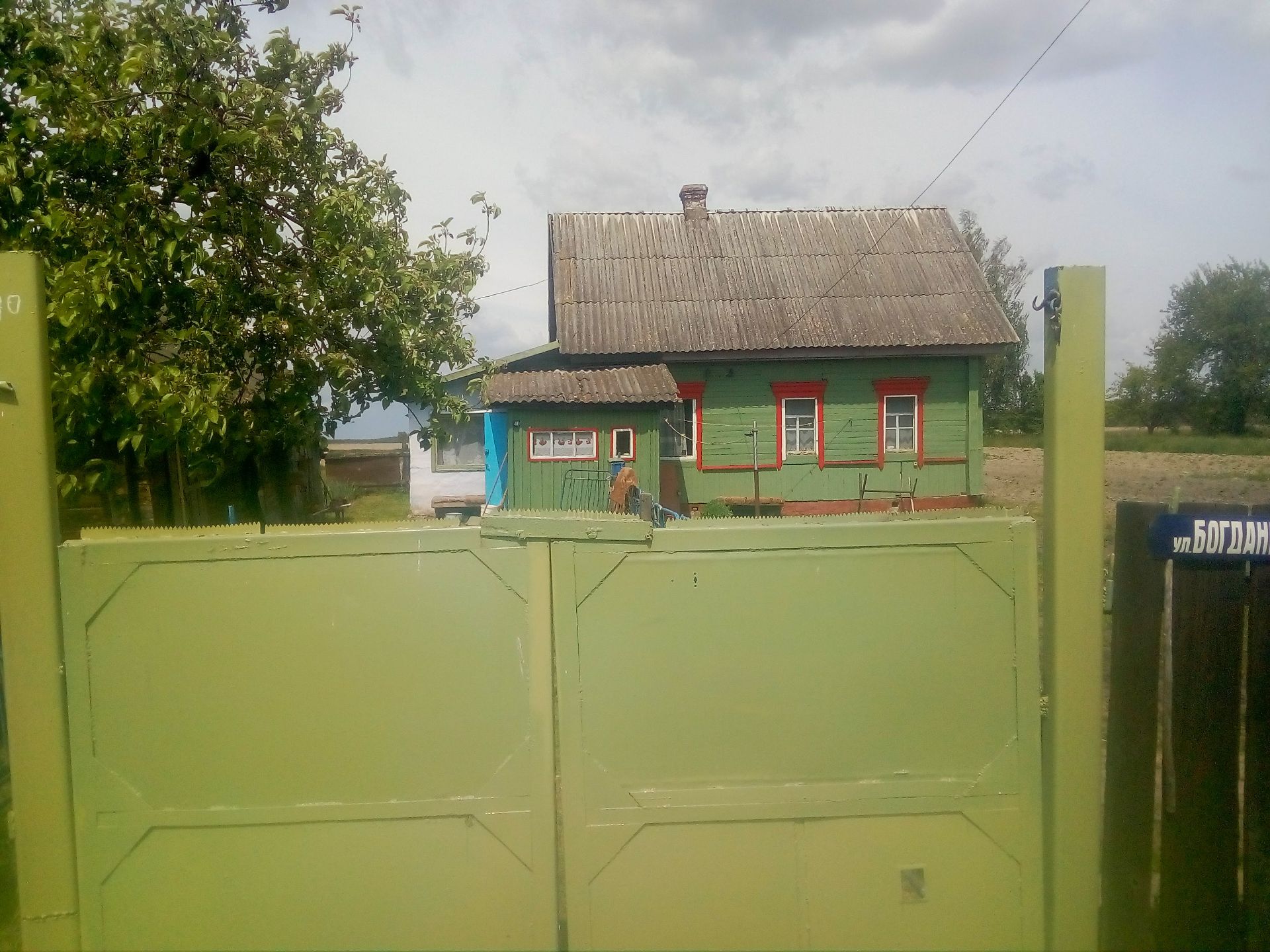 Дом па адрасу Гом.об. петриковскийрн д. Турок