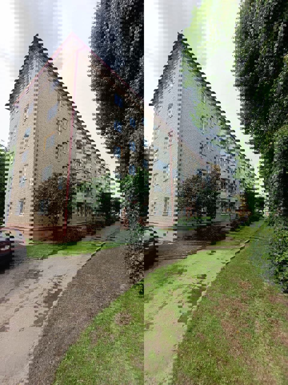 2-комнатная квартира по адресу Продается 2-квартира в центре города по ул. 8...