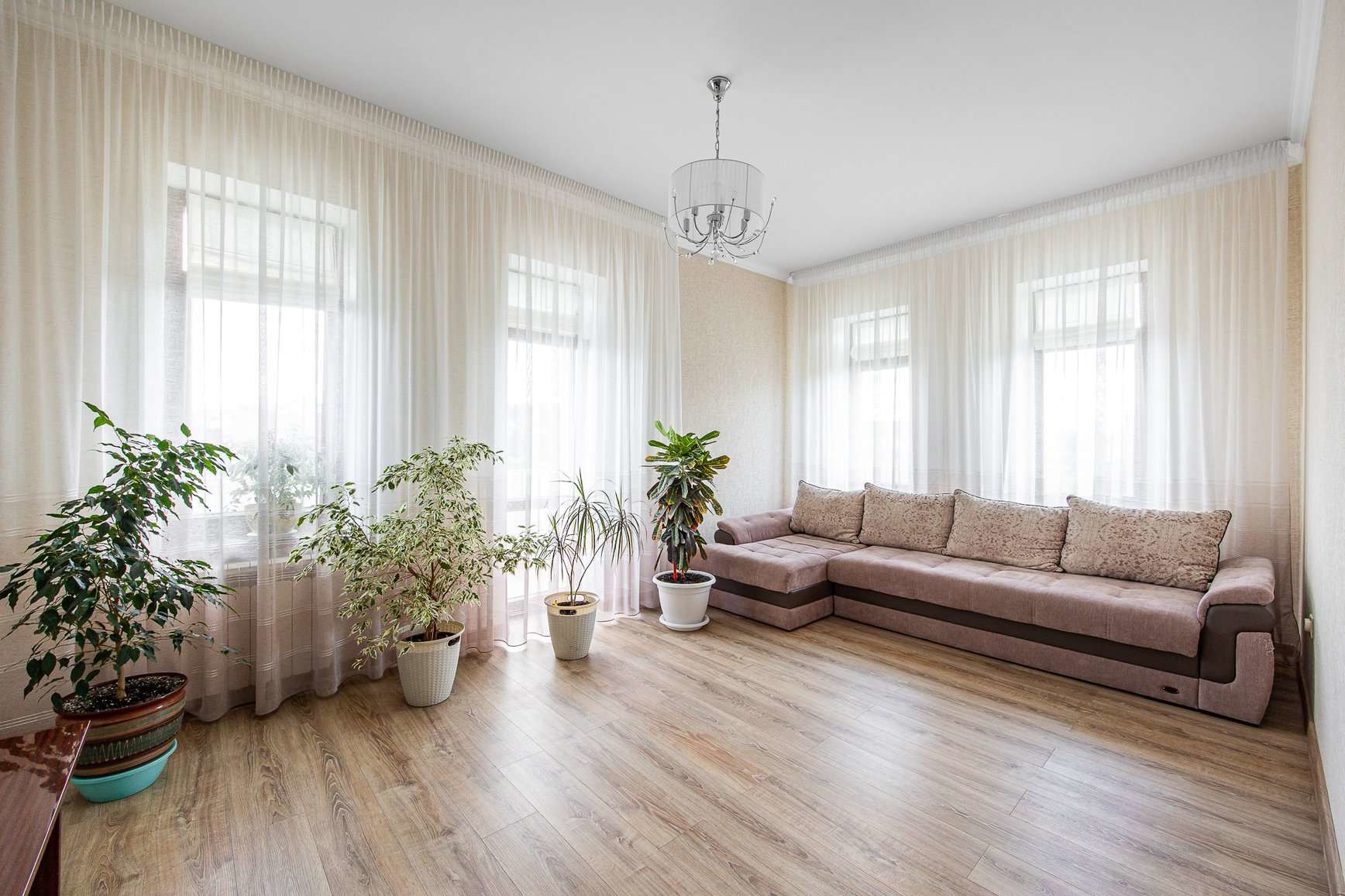 3-пакаёвая кватэра па адрасе Продажа 3-комн. кв. в Боровлянах, ул. Речная