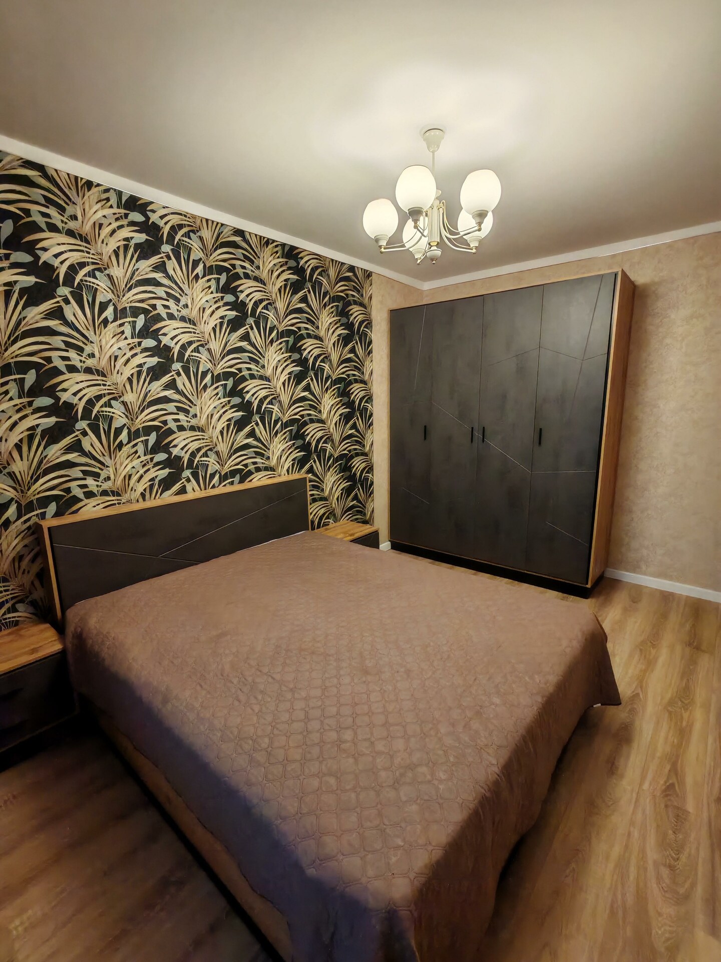 3-пакаёвая кватэра па адрасе Лида, Тухачевского ул., д. 103, 3-комн.