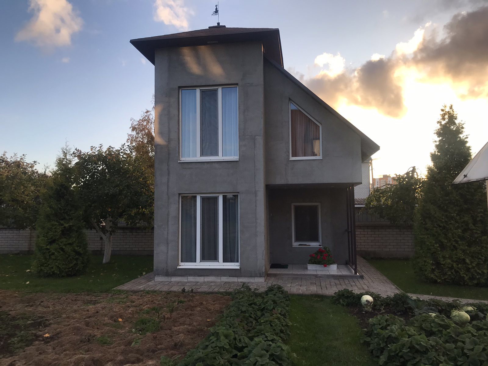 Дом по адресу Продажа 2-этажного дома