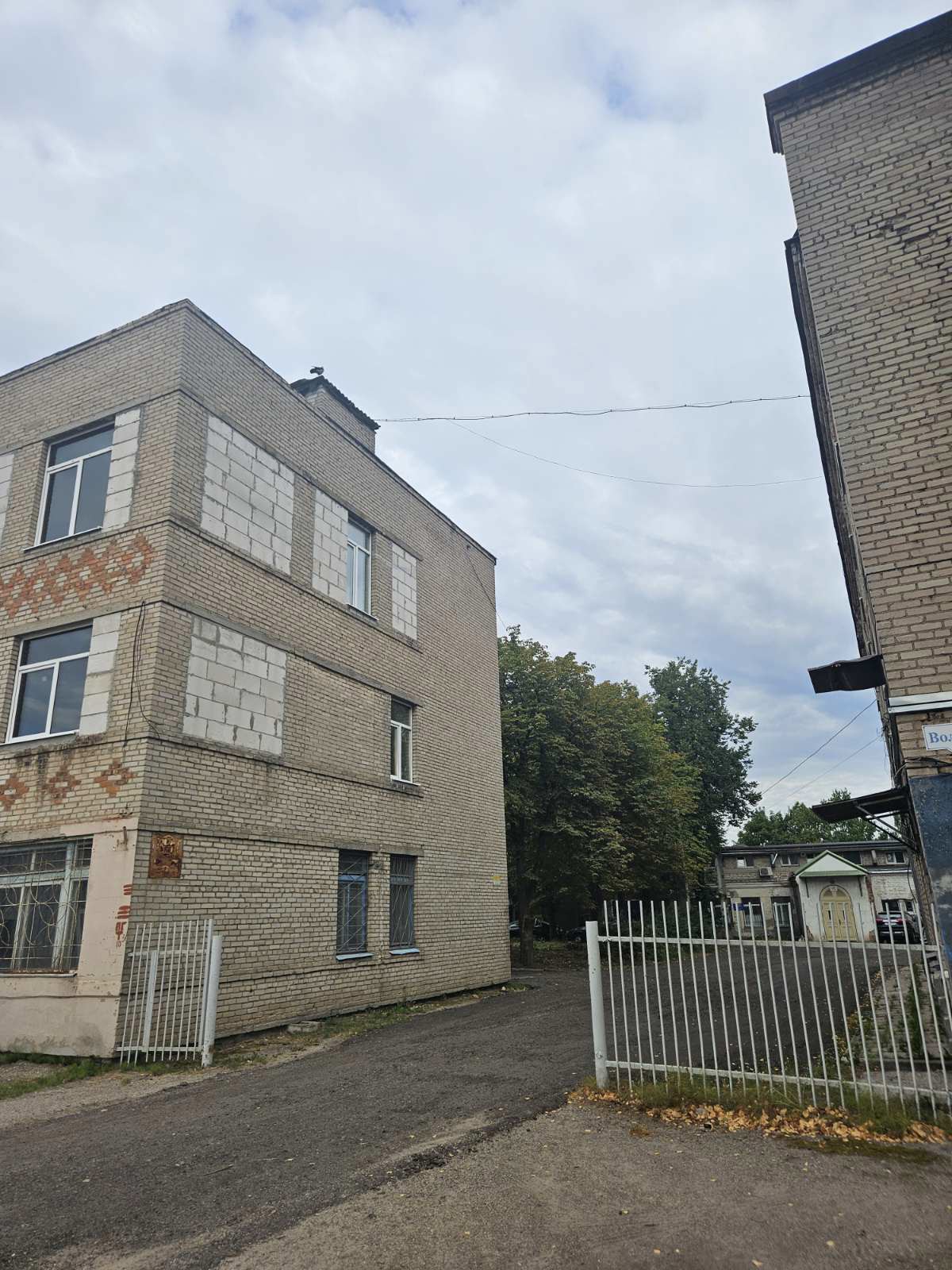 коммерческое помещение по адресу Продажа здания свободного назначения