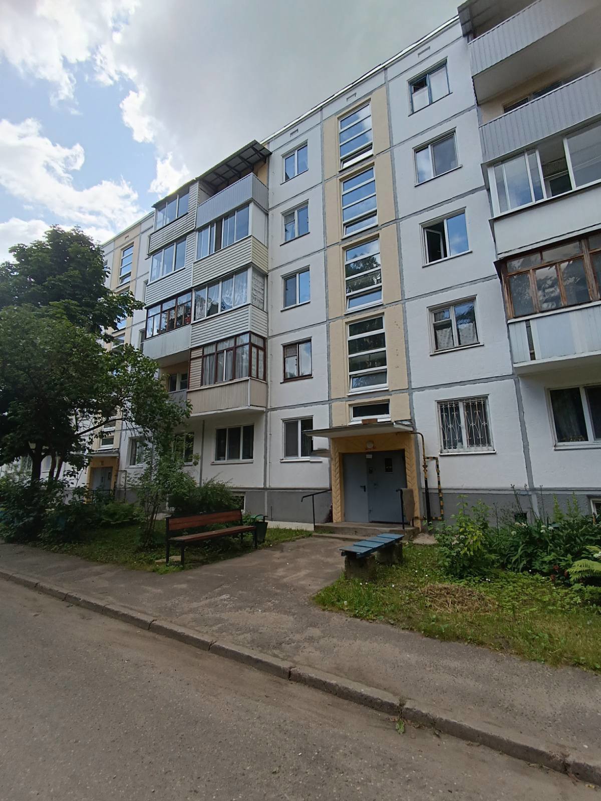 2-пакаёвая кватэра па адрасе Продажа 2-комнатной квартиры