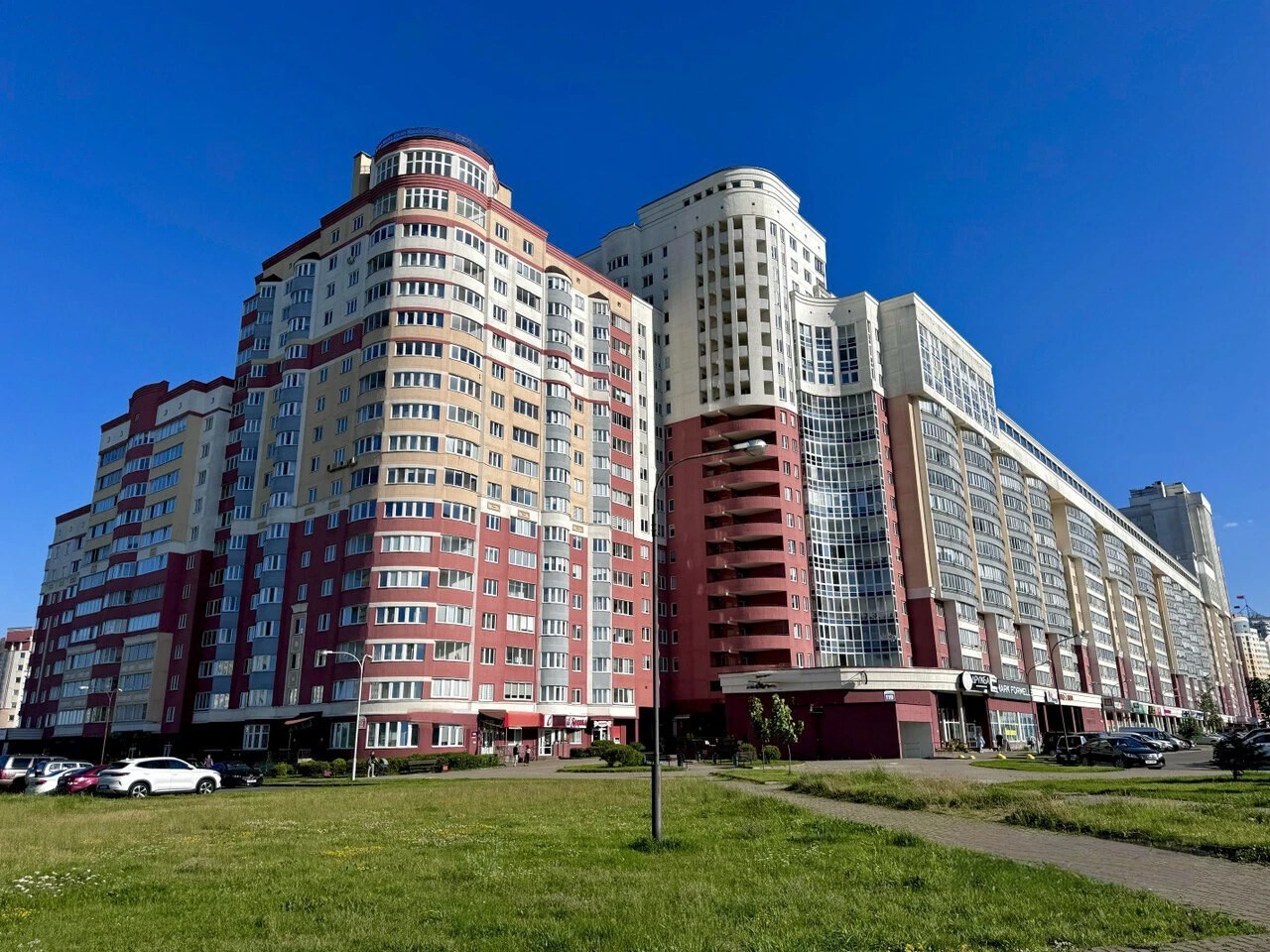 3-комнатная квартира по адресу ул. Ежи Гедройца, 2, Минск