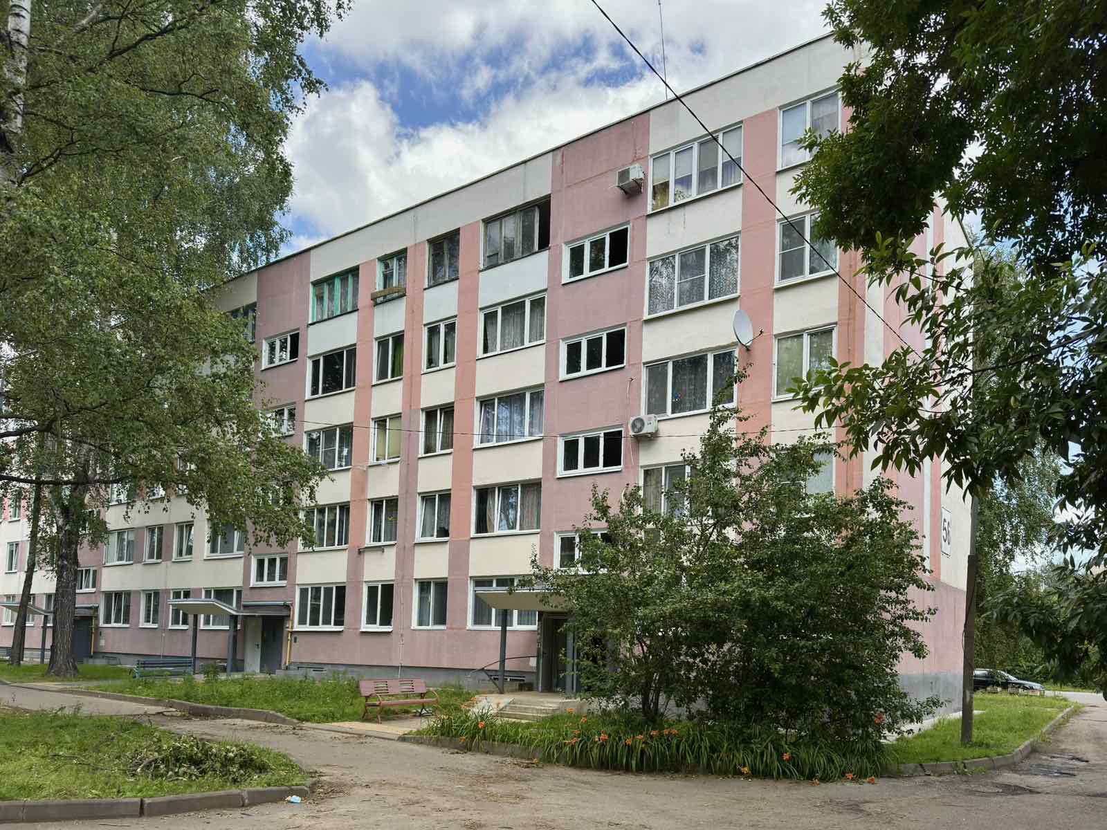 2-комнатная квартира по адресу Продажа 2-комнатной квартиры Днепровский б-р 56