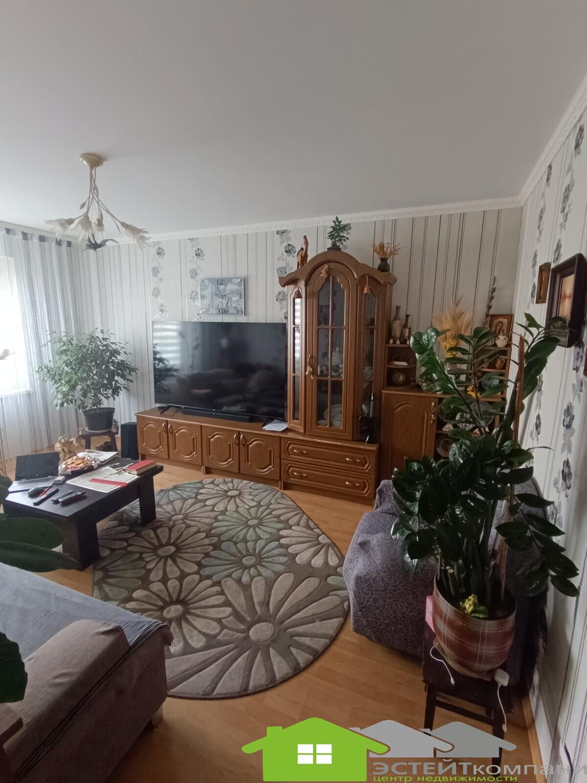 4-пакаёвая кватэра па адрасе Лида, Гастелло ул., д. 47, 4-комн.