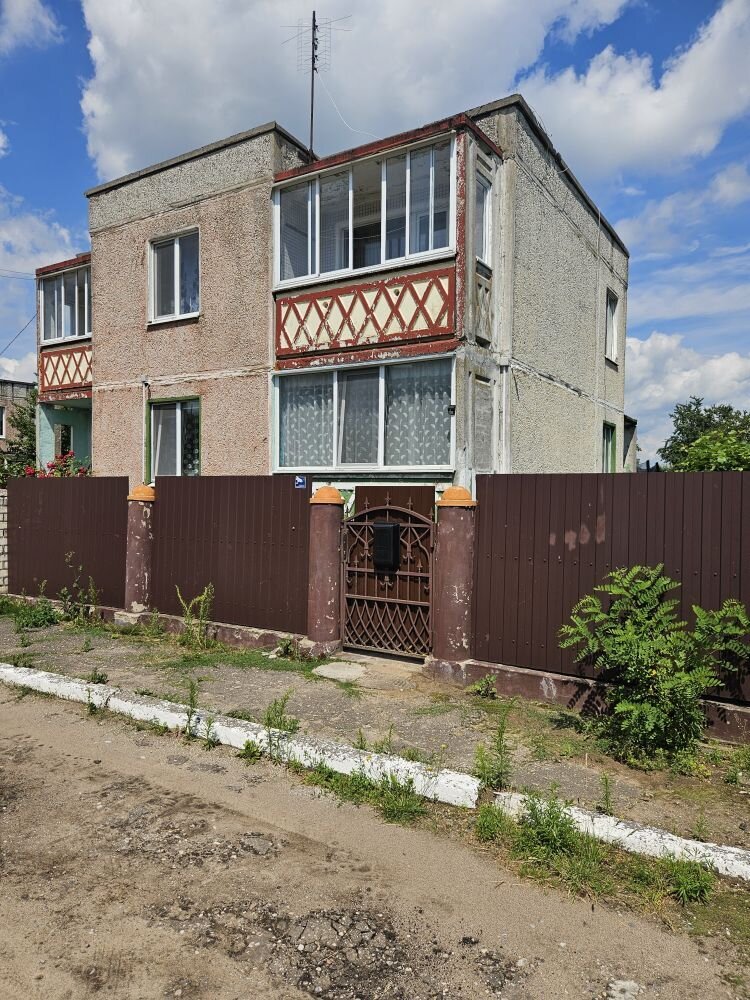 4-комнатная квартира по адресу едки, Молодежная ул., д. 15, 4-комн.
