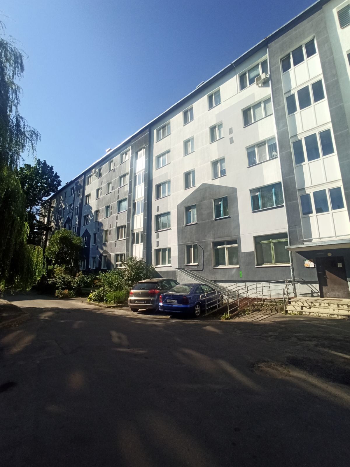 4-комнатная квартира по адресу 4-комн. квартира ул. Иркутско-Пинской дивизии, 31