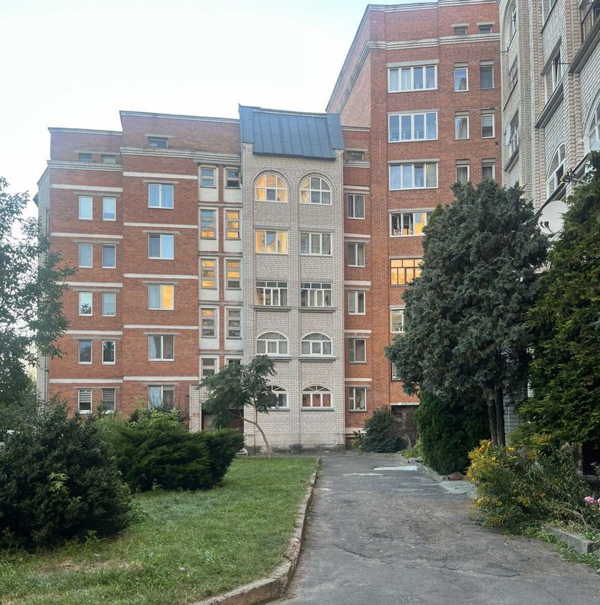 2-пакаёвая кватэра па адрасе Продажа 2-комнатной квартиры ул. Брестская, д. 159