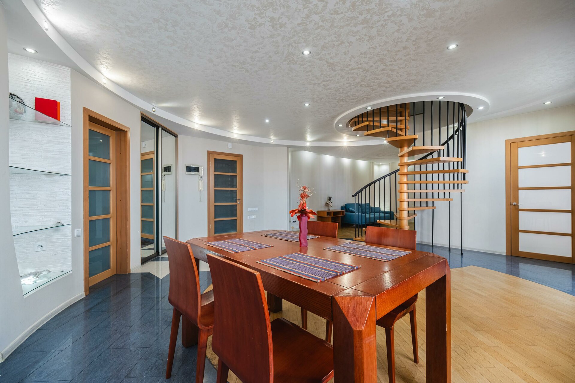 4-пакаёвая кватэра па адрасе Минск, Острошицкая ул., д. 12, 4-комн.