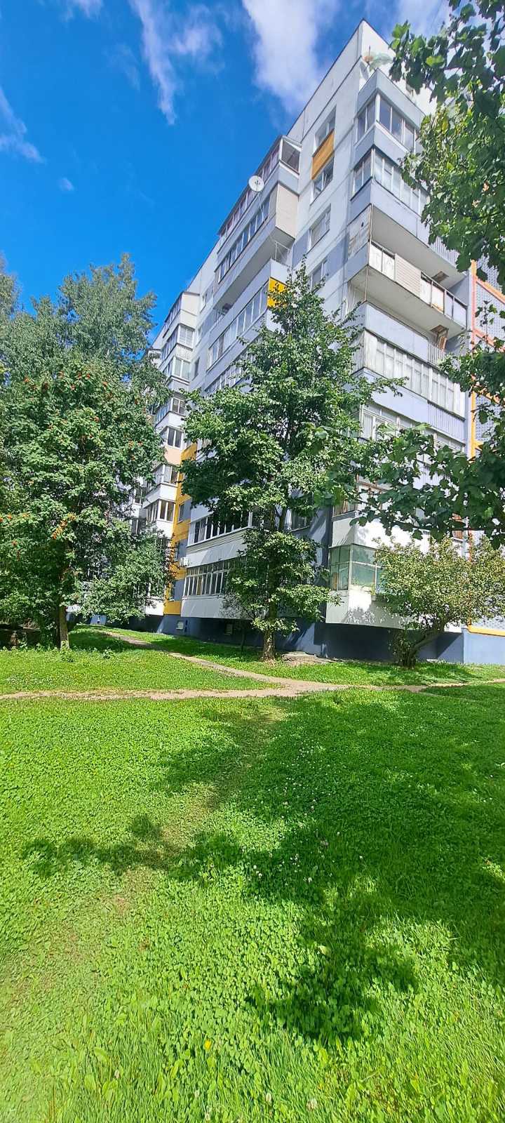 3-пакаёвая кватэра па адрасе Продажа 3-комнатной квартиры по улице П. Бровки
