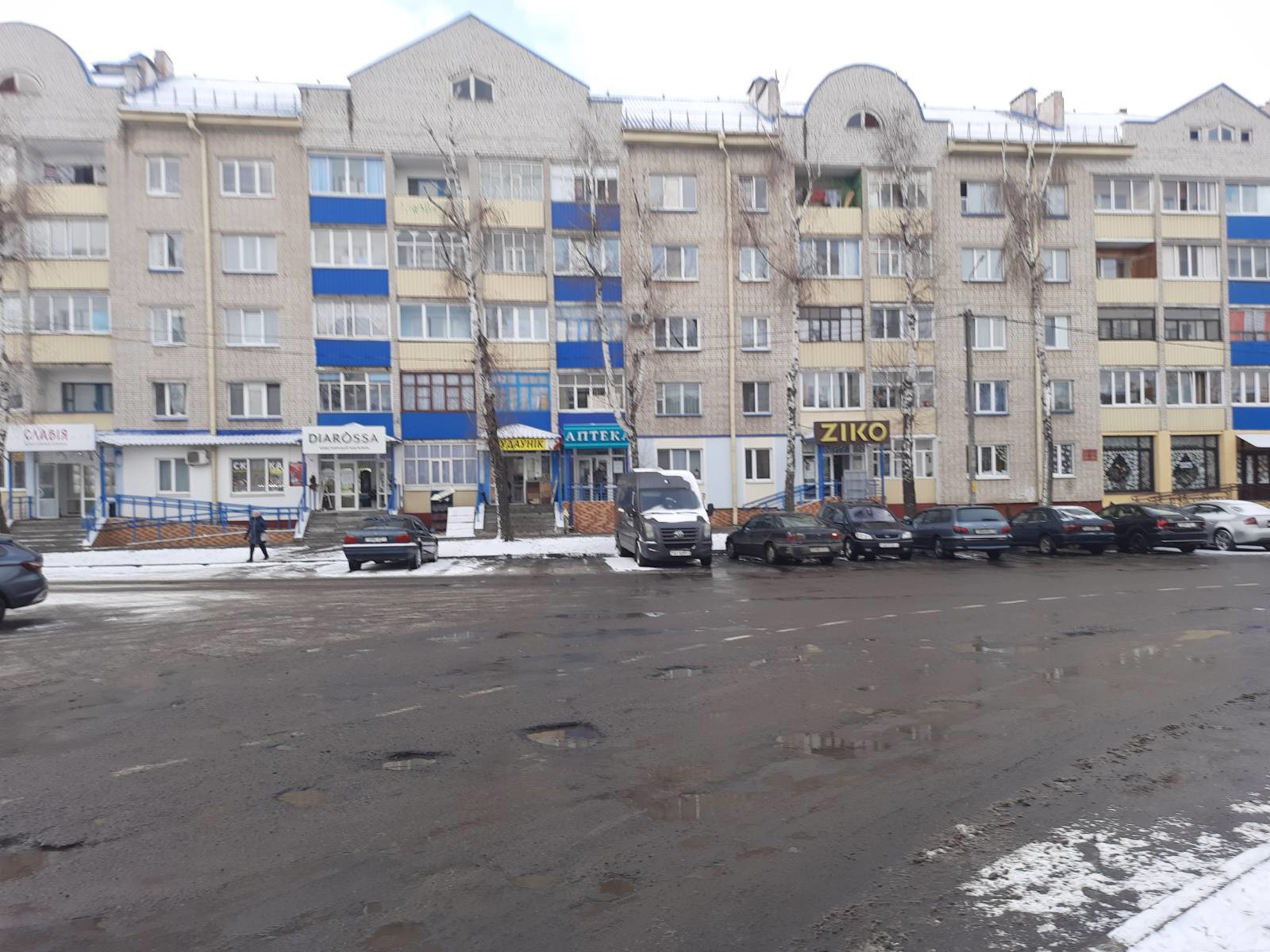 коммерческое помещение по адресу Продажа торговой площади г. Лунинец, ул. Фрунзе