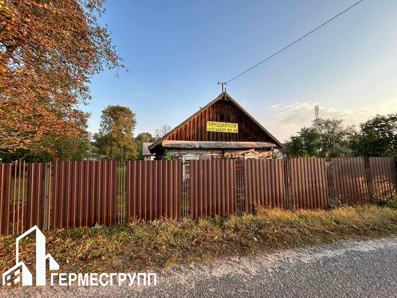 Дом па адрасу Деревянный дом в д.Корчицы, 12 км от г. Кобрина.