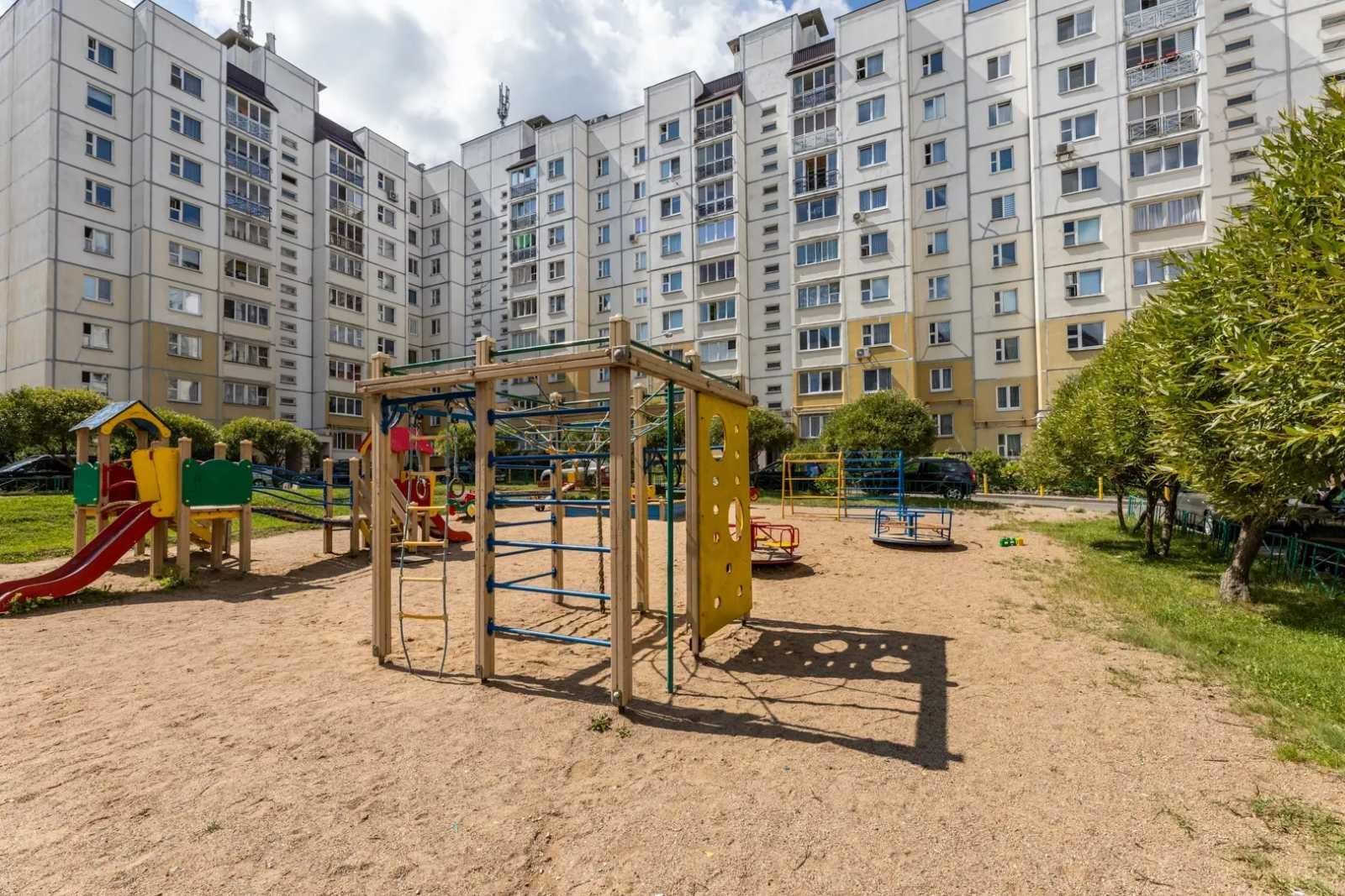2-пакаёвая кватэра па адрасе Минск, Скрипникова ул., д. 25, 2-комн.