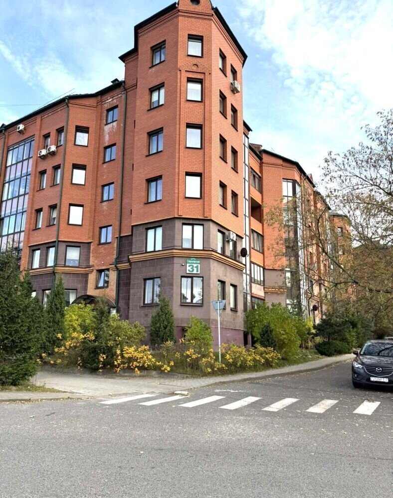 3-пакаёвая кватэра па адрасе г. Минск, Стариновская ул., д. 31