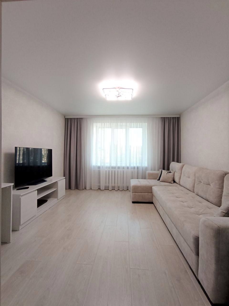 3-комнатная квартира по адресу 3-комн кварт ул. 60 лет СССР, 12, к.1