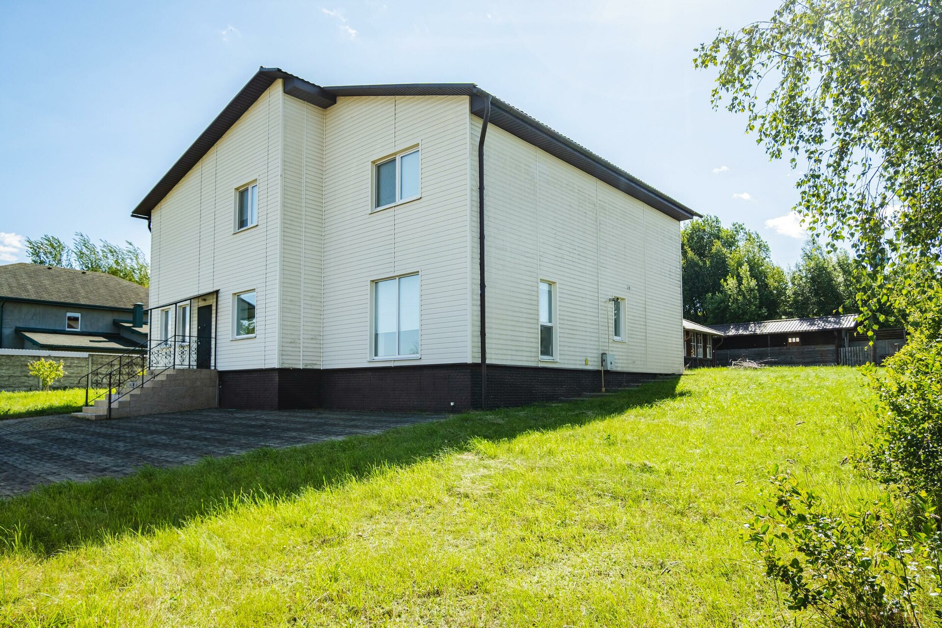 5-комнатная квартира по адресу аг. Острошицы, Светлый пер., д. 2