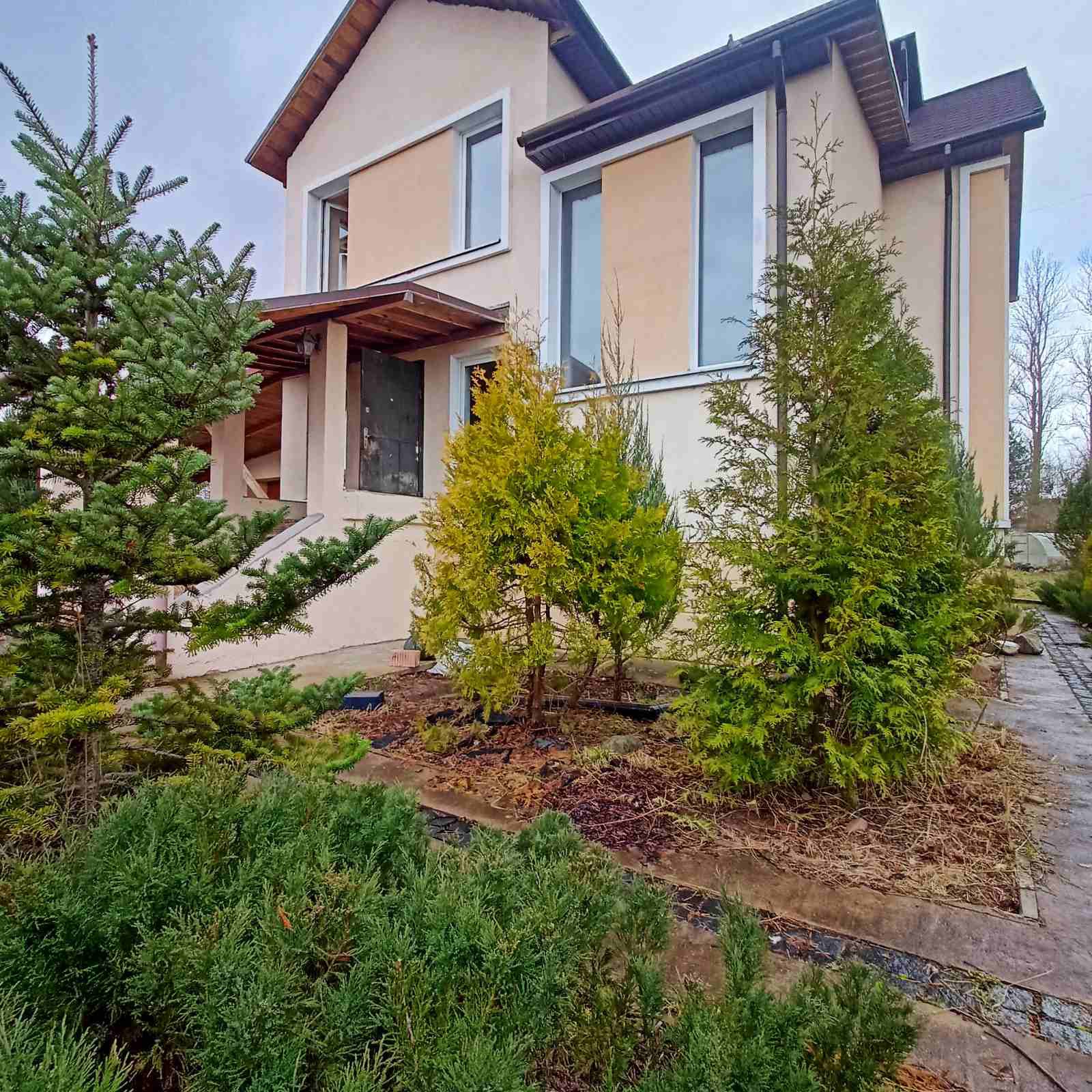 Дом по адресу Продажа 3-этажного дома по улице Набережная