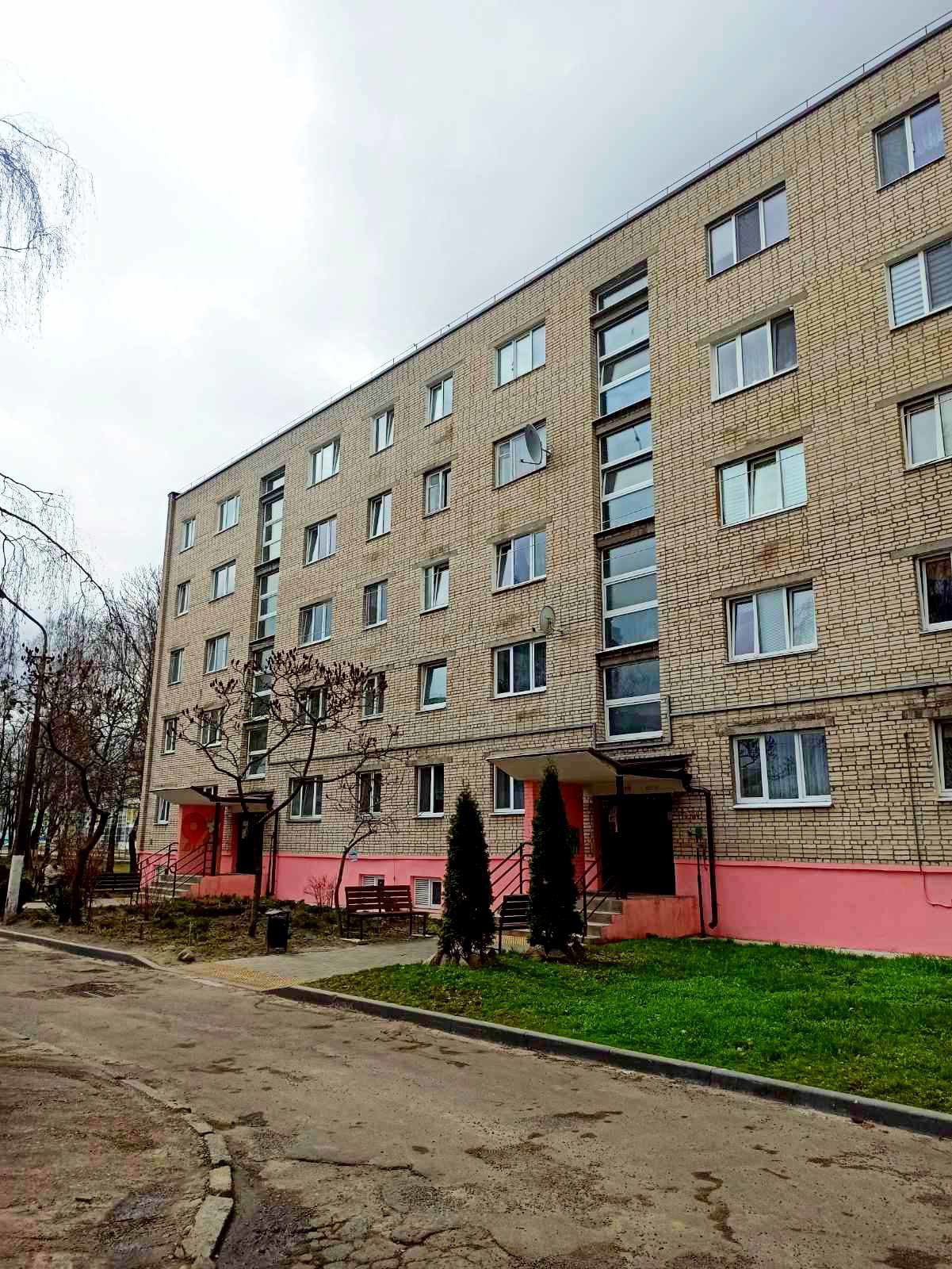 2-комнатная квартира по адресу 2-комнатная квартира ул. 60 лет Октября, д. 12