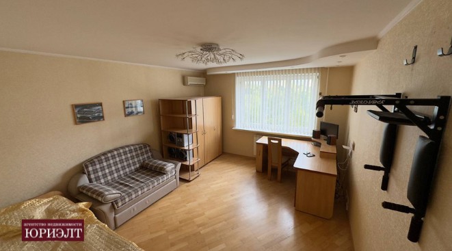 3-комнатная квартира по адресу 3-комнатная квартира по улице Орловского 19Г