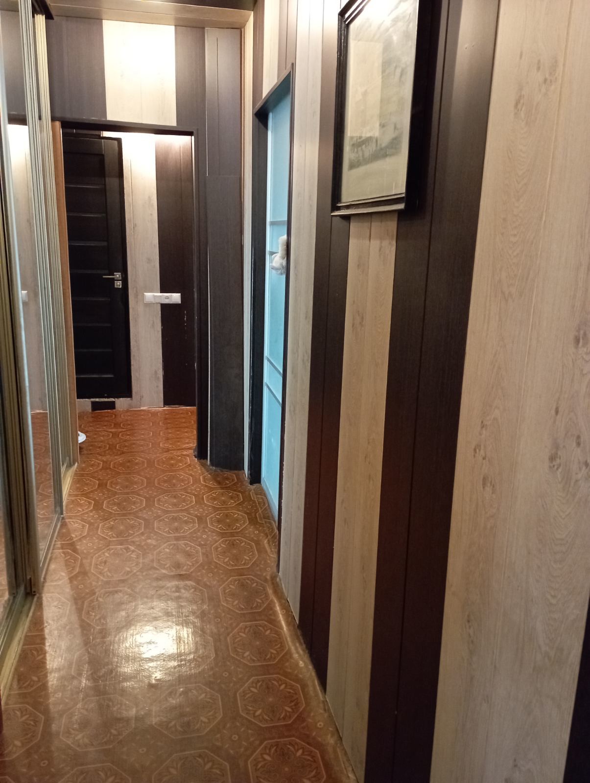 3-пакаёвая кватэра па адрасе 3-комн кварт ул.Свиридова 19