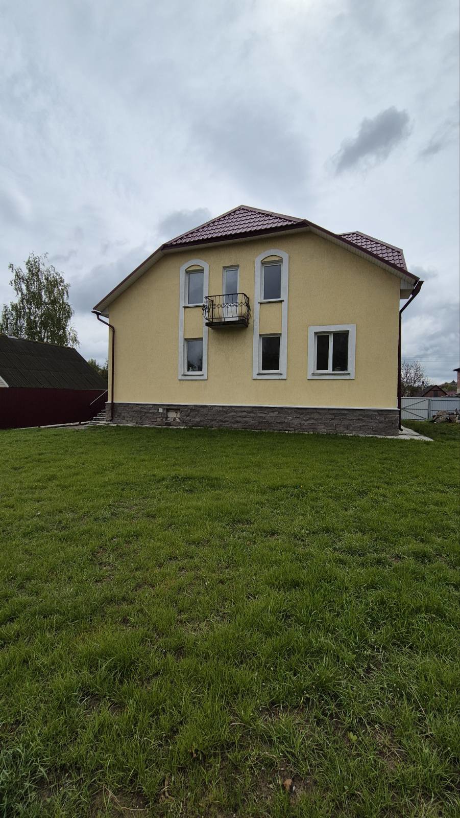 Дом по адресу Продажа 2-этажного дома Лучёса