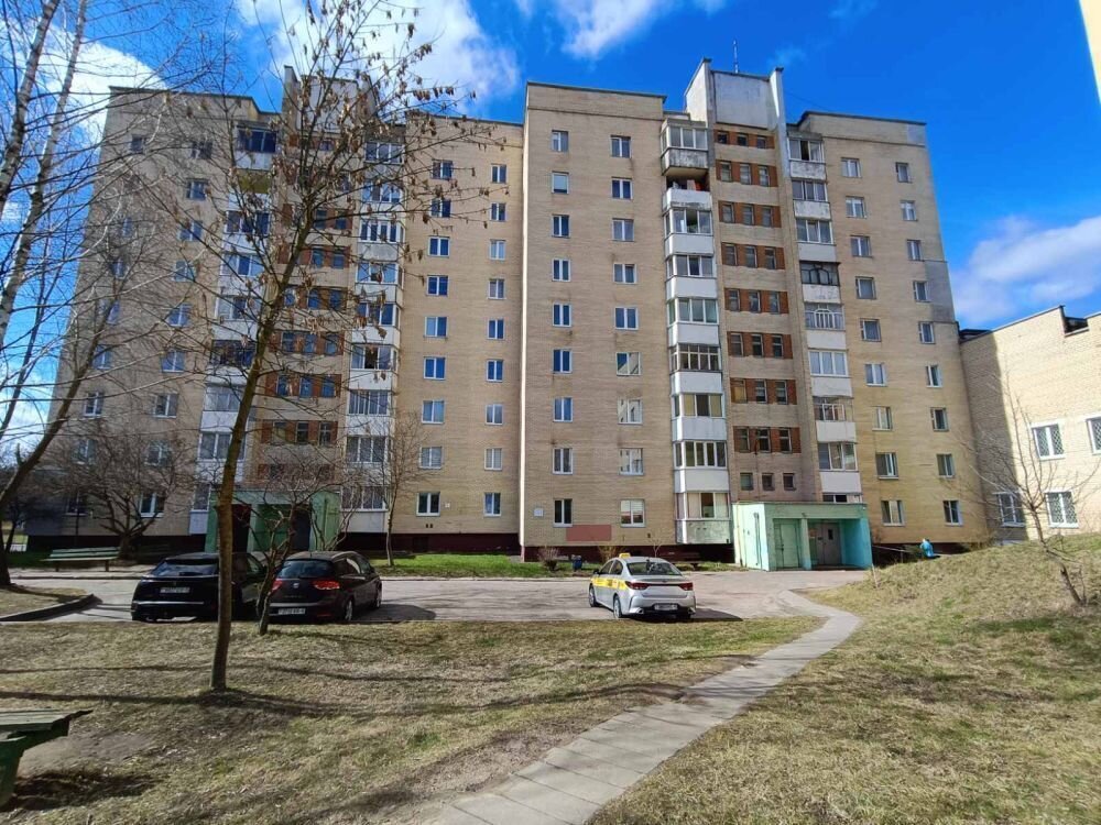 4-комнатная квартира по адресу г. Молодечно, Хмельницкого ул., д. 26