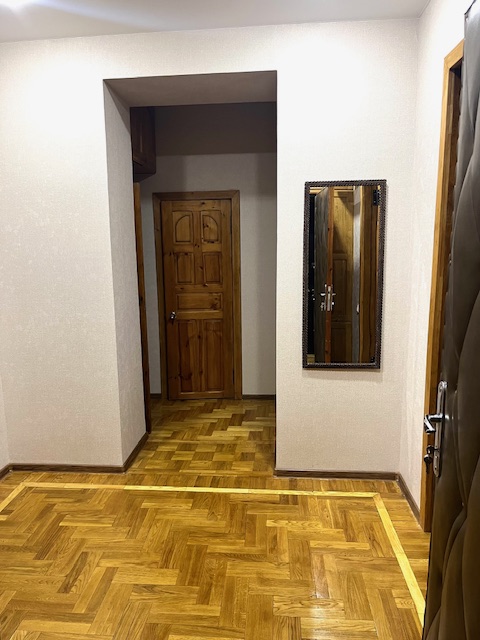 3-комнатная квартира  в аренду по адресу ул. Куйбышева, 10, Минск