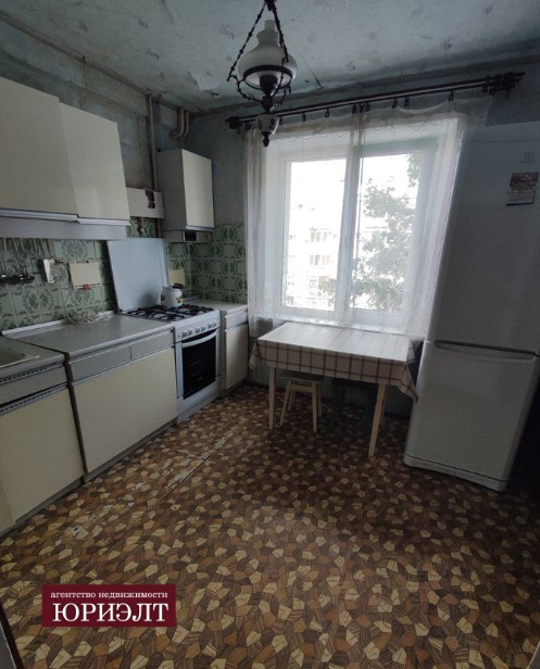 3-пакаёвая кватэра па адрасе 3-комнатная квартира по ул. Урицкого, 9