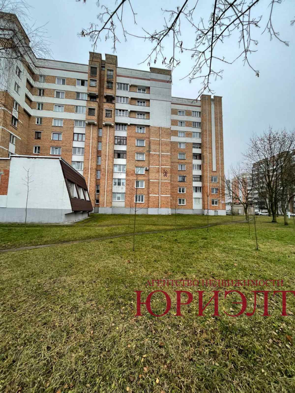 3-комнатная квартира по адресу 3-комнатная квартира по пр. Жолтовского, д. 3