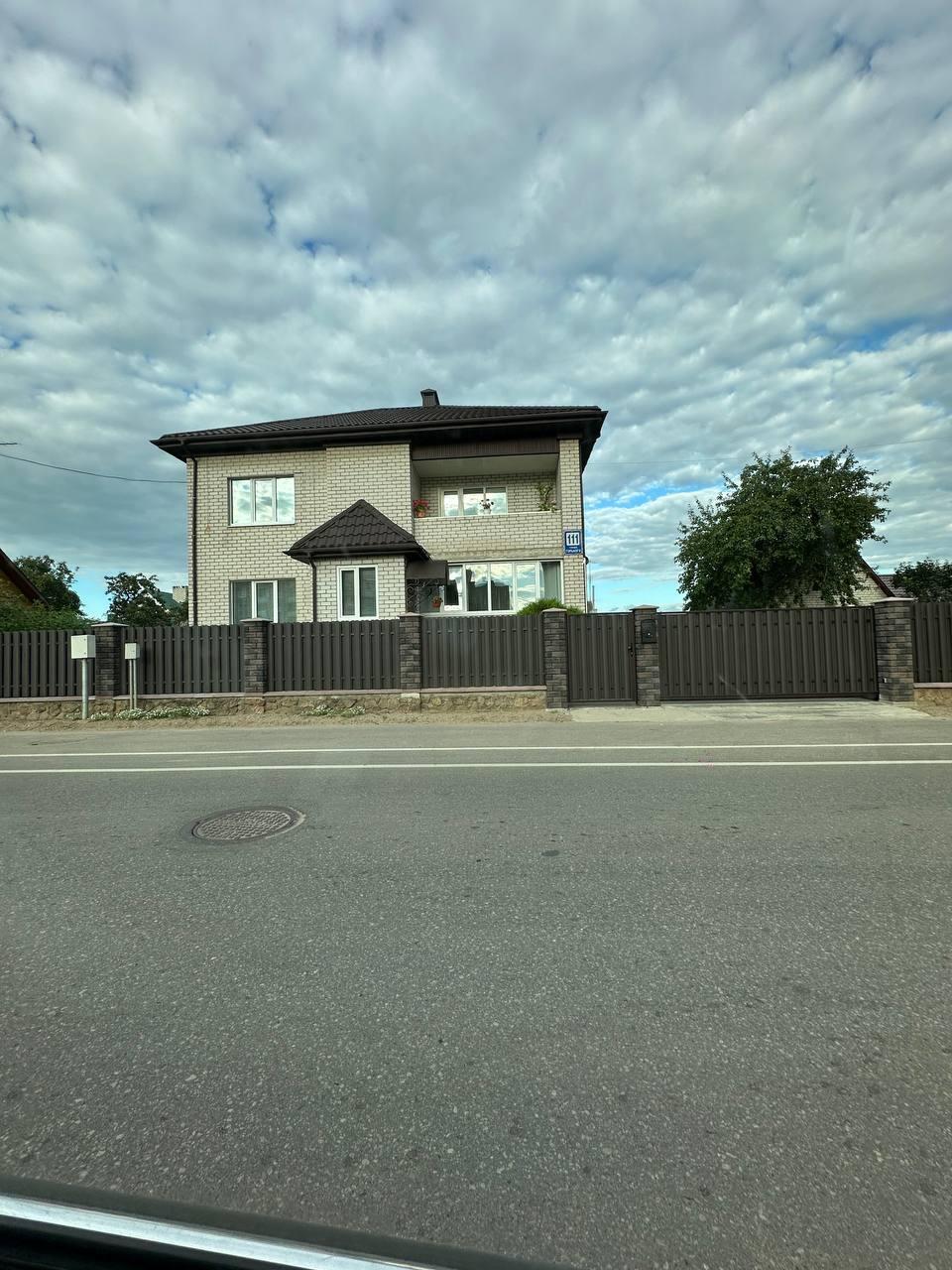 3-пакаёвая кватэра па адрасе г. Лида, М.Горького ул., д. 111