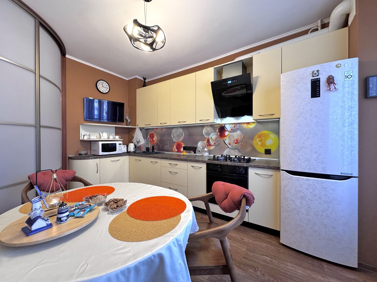 3-пакаёвая кватэра па адрасе ул. Карвата, 29Б, Минск