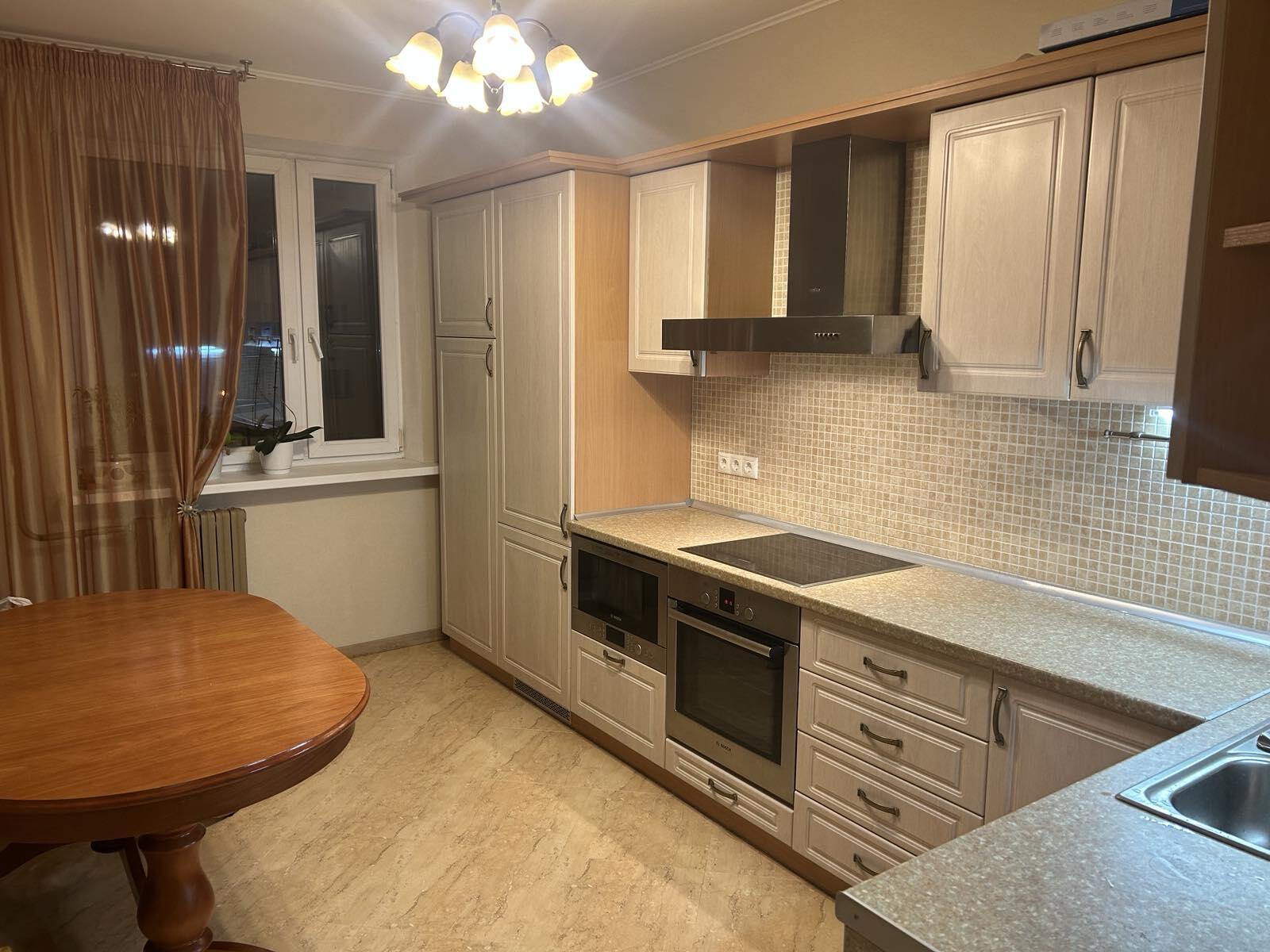 2-пакаёвая кватэра па адрасе г. Минск, Алибегова ул., д. 8, к. 2