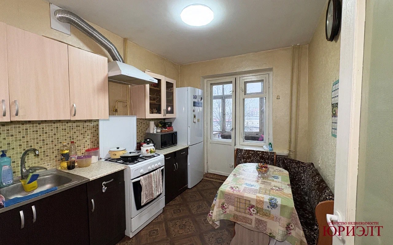 3-комнатная квартира по адресу Продажа 3-комнатной квартиры по улице Петруся...