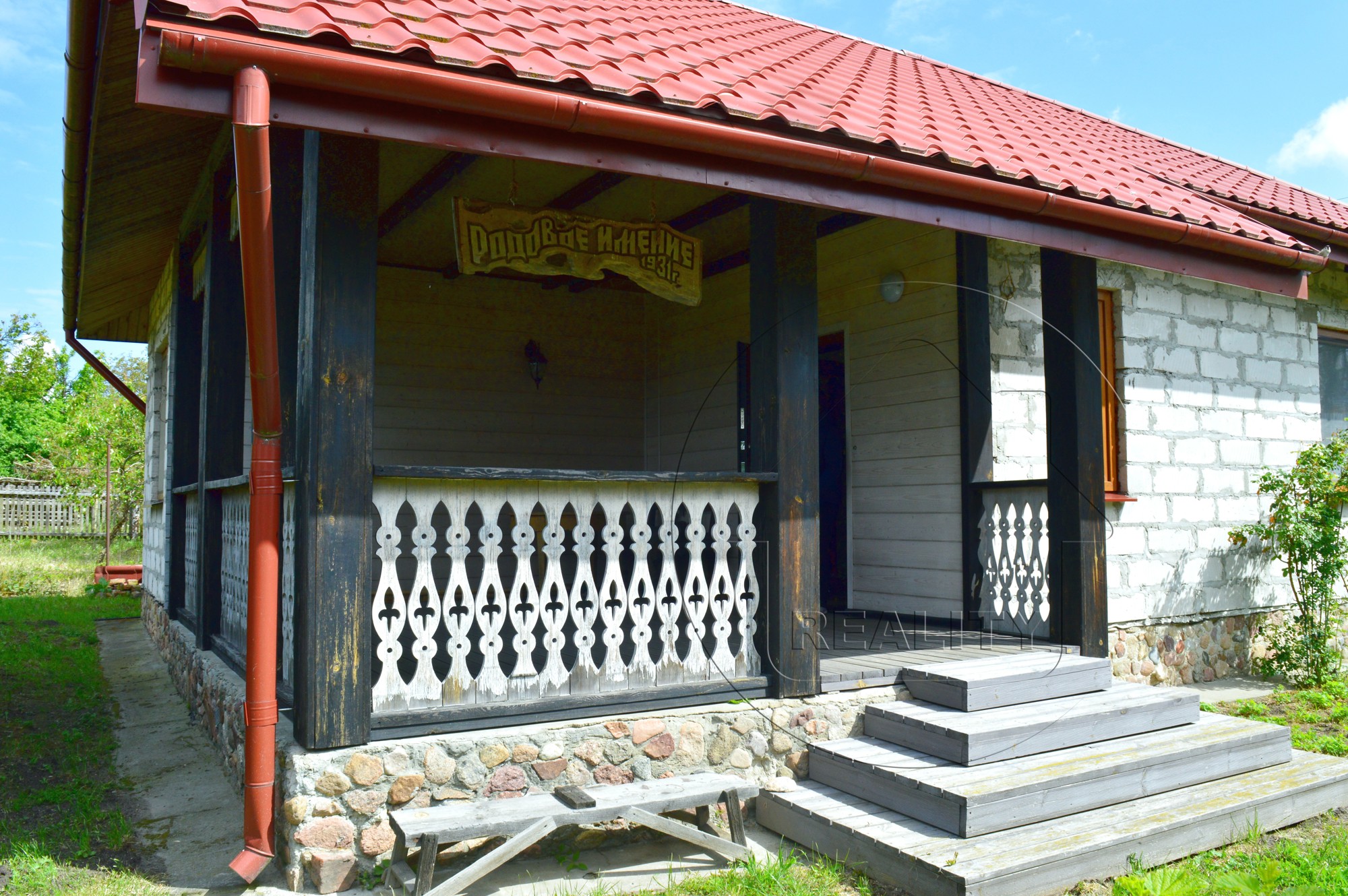 Дом по адресу Комфортный дом и земельные участки в Чернавчицком сельсовете у...