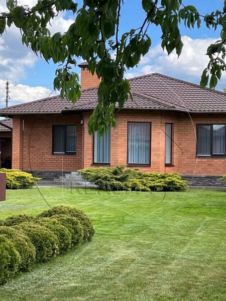 Дом по адресу Продажа двух домов в Гершонах 