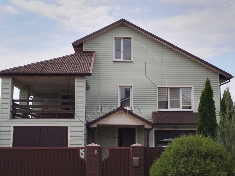 Дом па адрасу Большой дом в ближайшем пригороде Бреста 