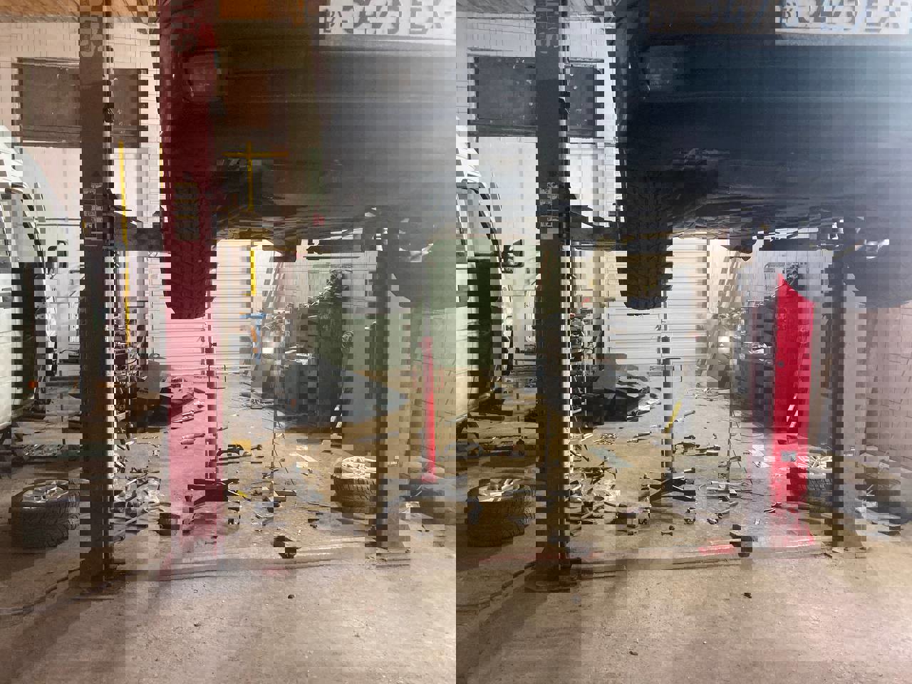 Офис по адресу Продажа автосервиса