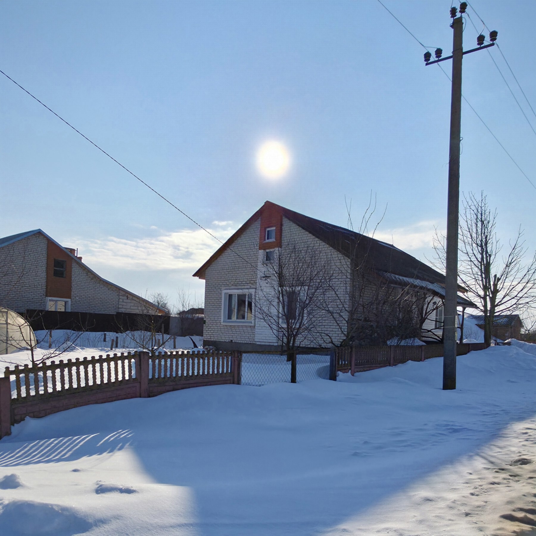 Дом по адресу Набережная ул., аг. Тихиничи, Гомельская область