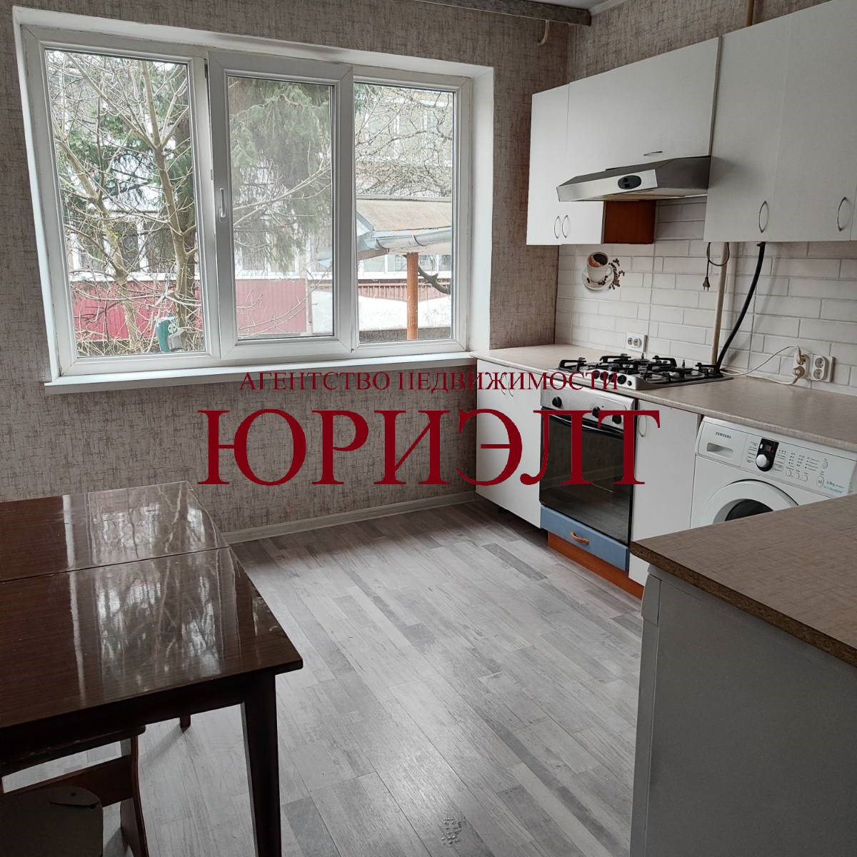 3-пакаёвая кватэра па адрасе Центральная ул., 34, Пинск, Брестская область