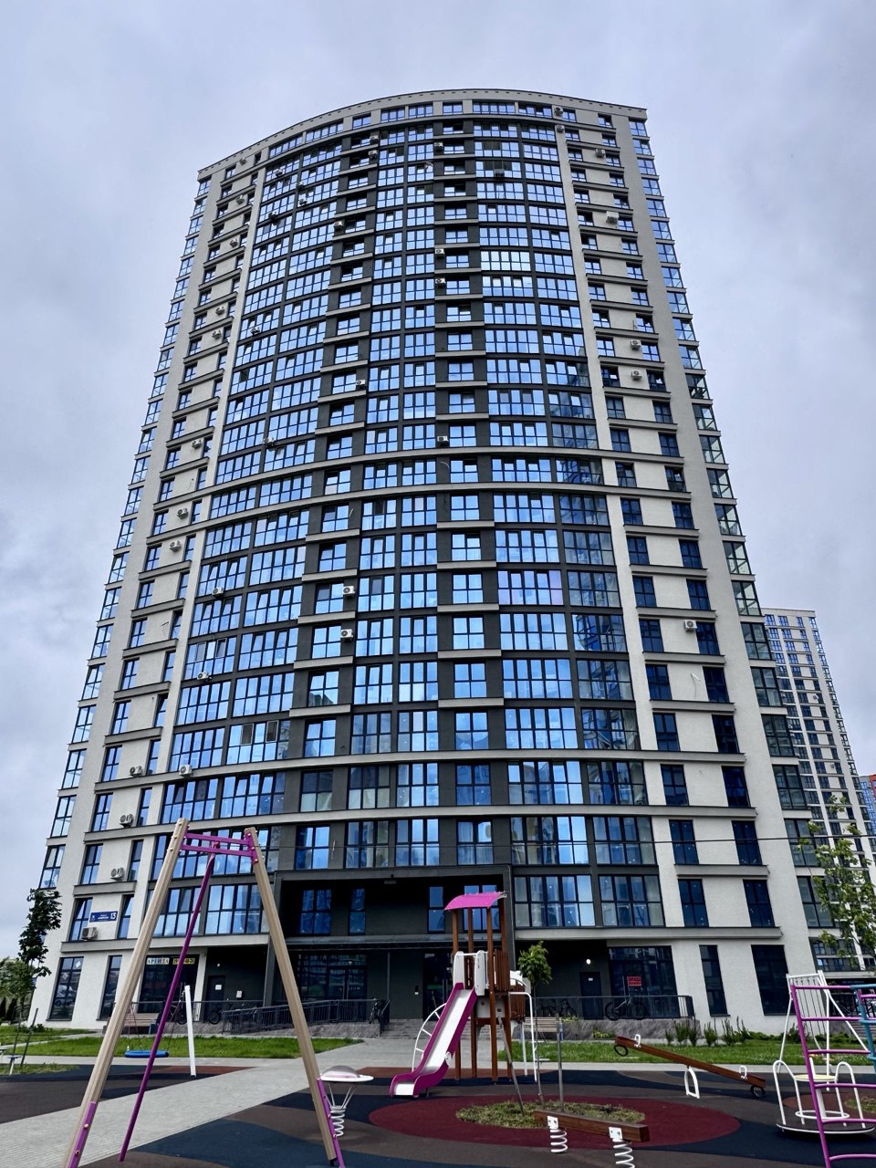  кватэра па адрасе ул. Жореса Алфёрова, 13, Минск