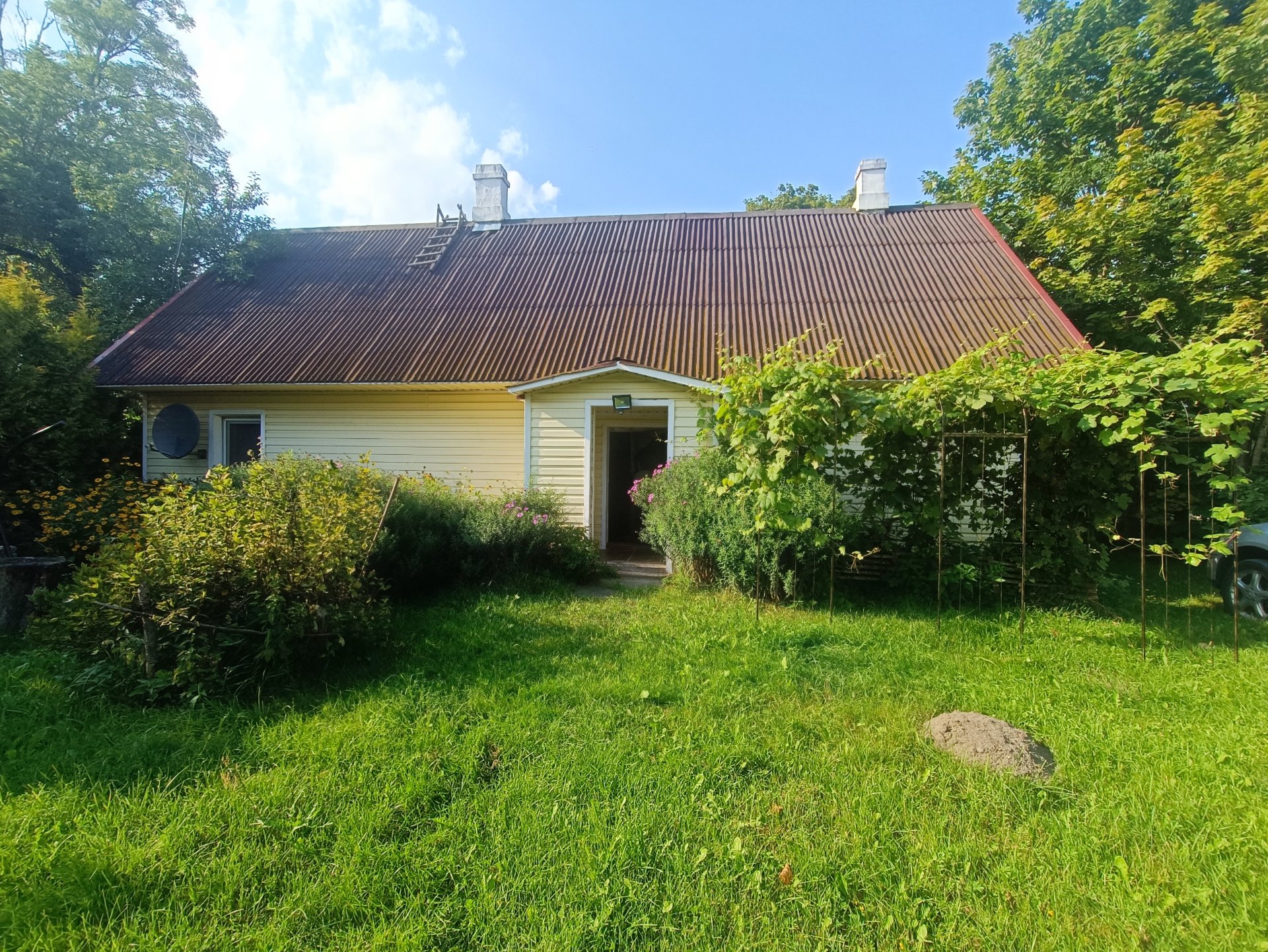 Дом па адрасу д. Щенец, 13, Щучинский район, Гродненская область