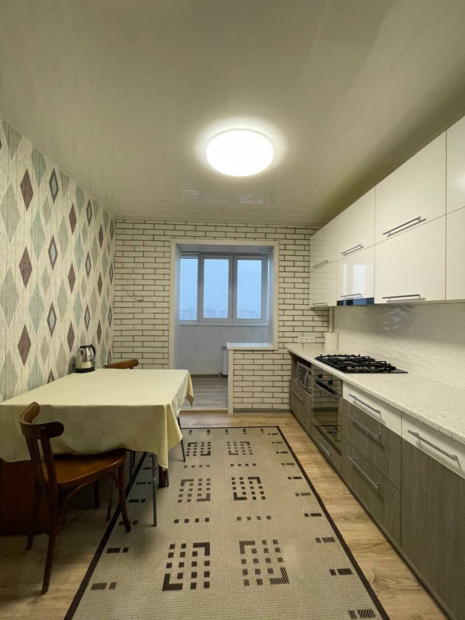 2-комнатная квартира  в аренду по адресу 50 лет ВЛКСМ, д.8, кор.В