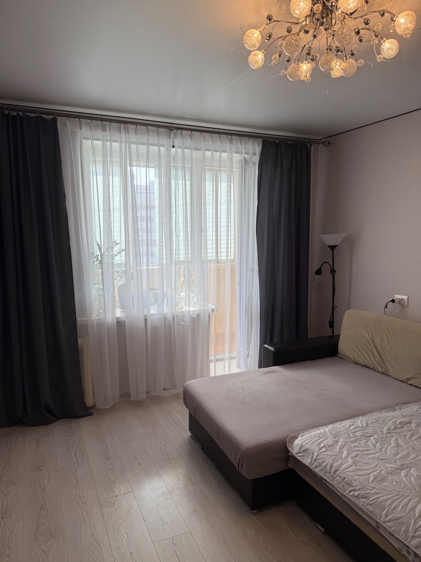 1-пакаёвая кватэра па адрасе ул. Ленина, 49, Солигорск, Минская область