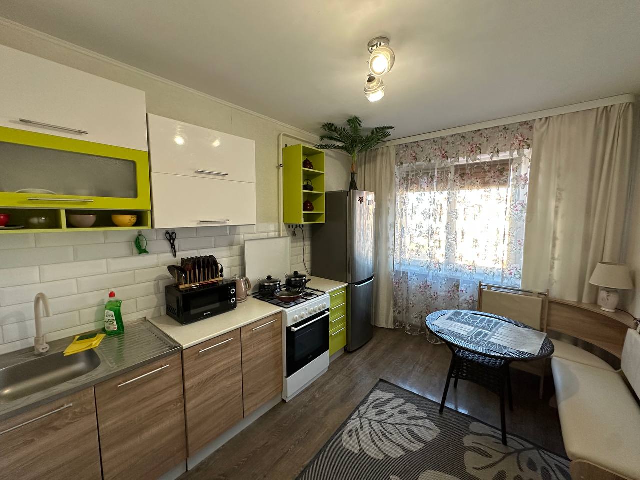 2-комнатная квартира  в аренду по адресу Западная ул., 13, Ошмяны,...