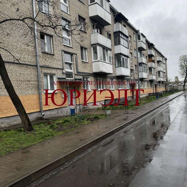 2-комнатная квартира по адресу ул. Иркутско-Пинской Дивизии, 65, Пинск,...