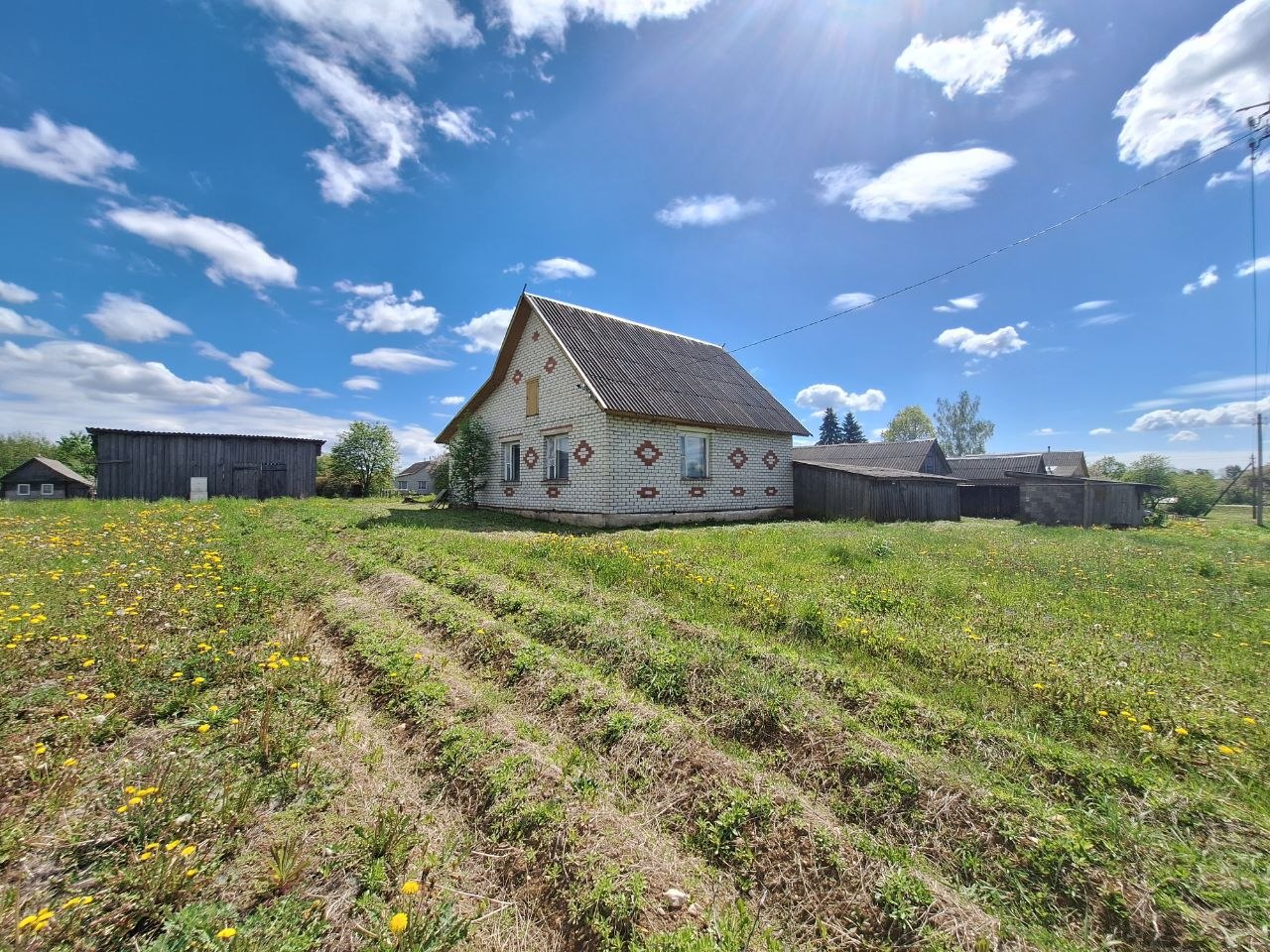 Дом по адресу аг. Мильки, Браславский район, Витебская область
