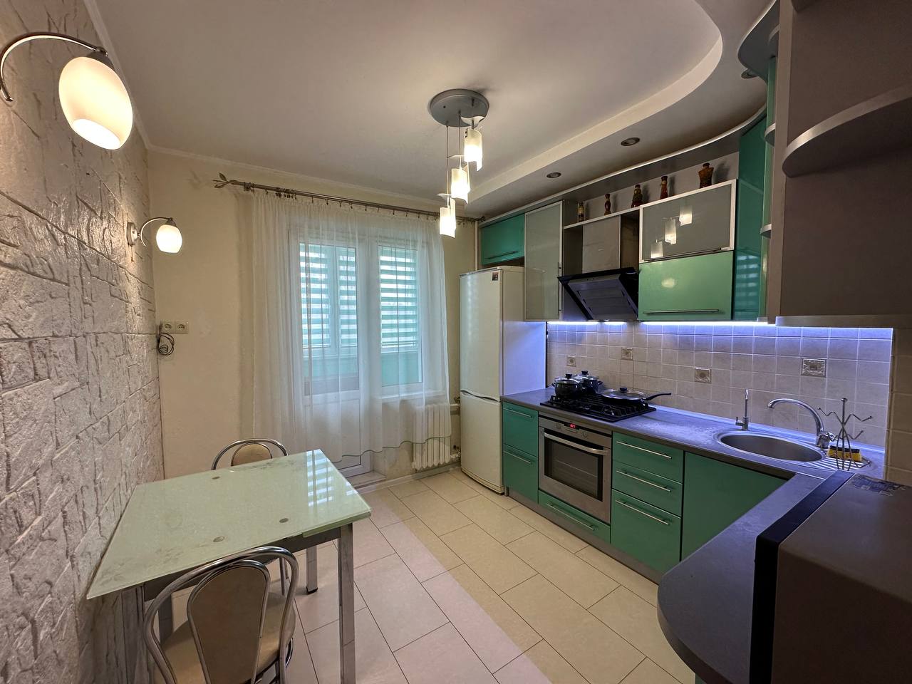 2-комнатная квартира  в аренду по адресу Молодёжная ул., 3Б, Речица, Гомельская ...