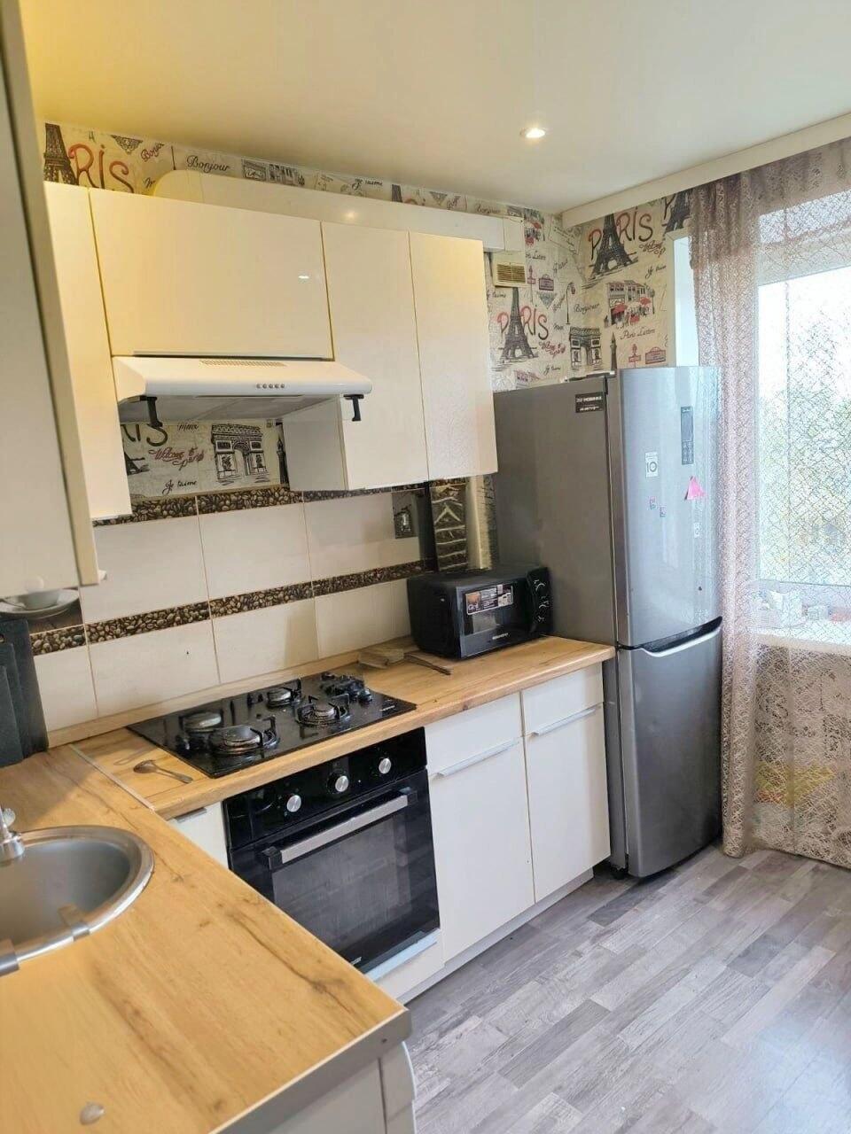 2-комнатная квартира по адресу г. Заславль, Микрорайон 1 м-н, д. 4