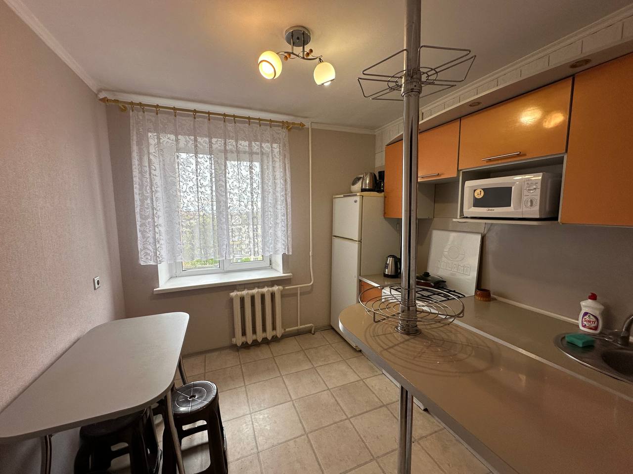 2-комнатная квартира  в аренду по адресу ул. Черняховского, 17, Пинск, Брестская...